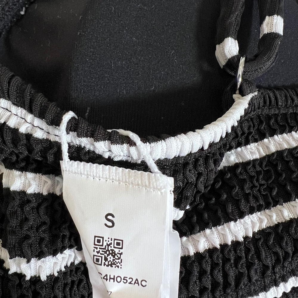 Cupshe Black White Striped Smocked Bikini Set High Waisted V-Notch Small NEW - Picture 12 of 15